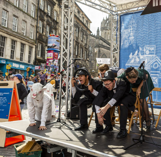 Gulliver theatre students performing at The Fringe Festival